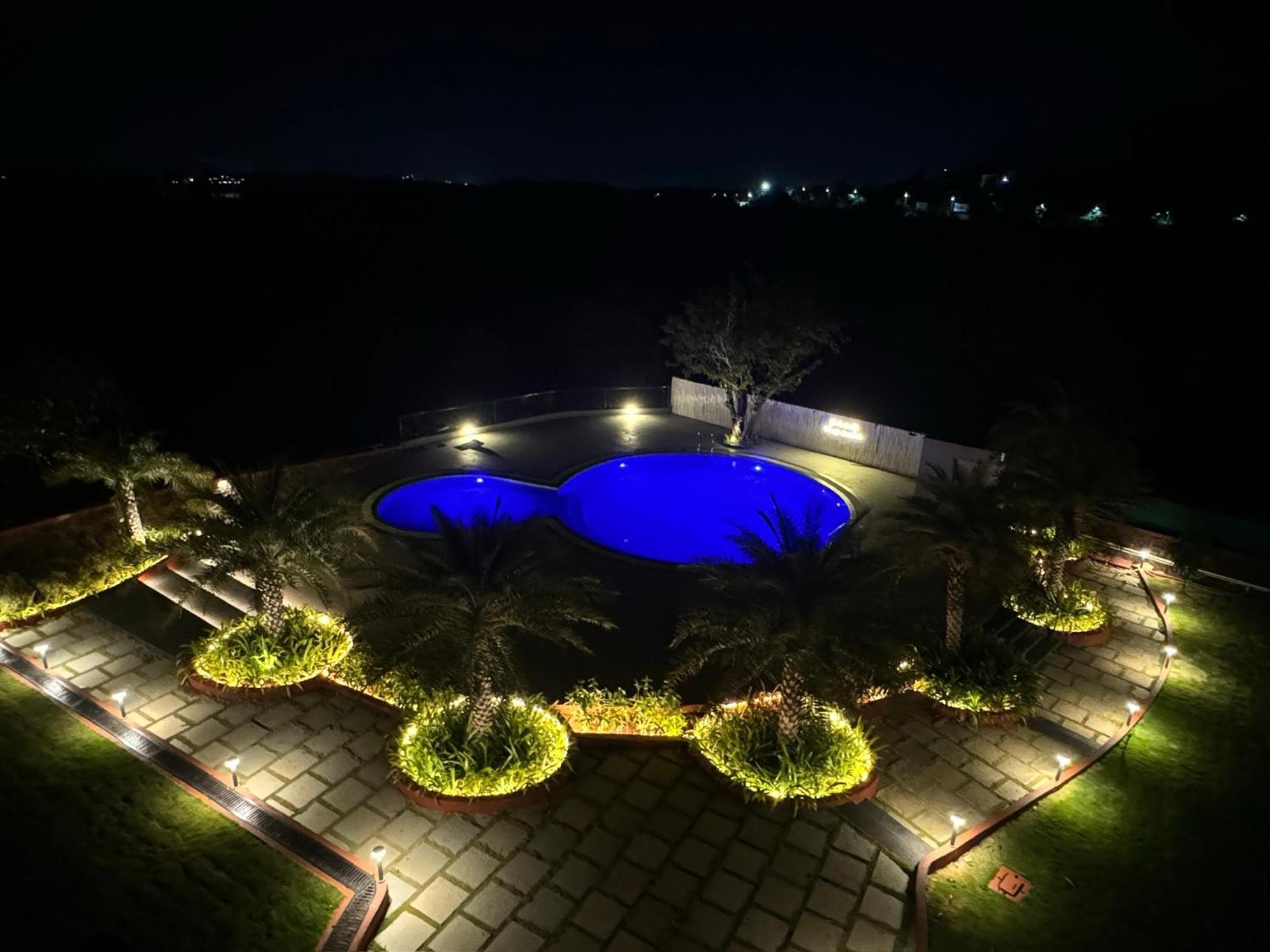 Ananta Villa Lonavala Exterior photo
